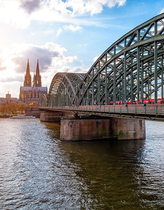 Hohenzollernbrücke in Köln