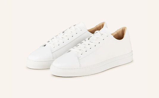 Cremefarbene Sneaker